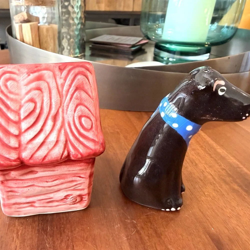 Ceramic Dog and House Salt & Pepper Set - Picture 4 of 10